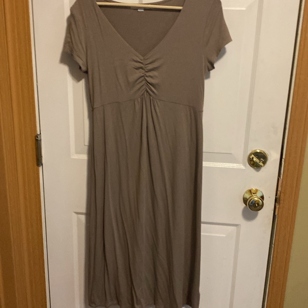 Sleek Boden midi dress